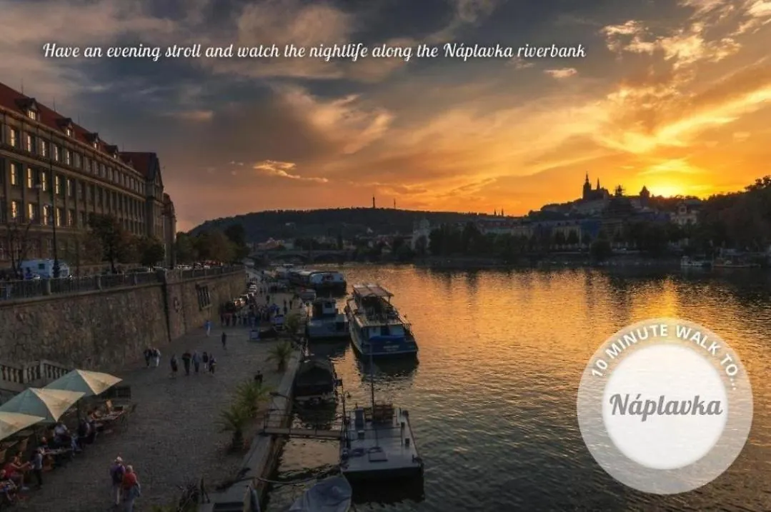 Premium Apt - Free Massages From Physiotherapists Praga 0*,